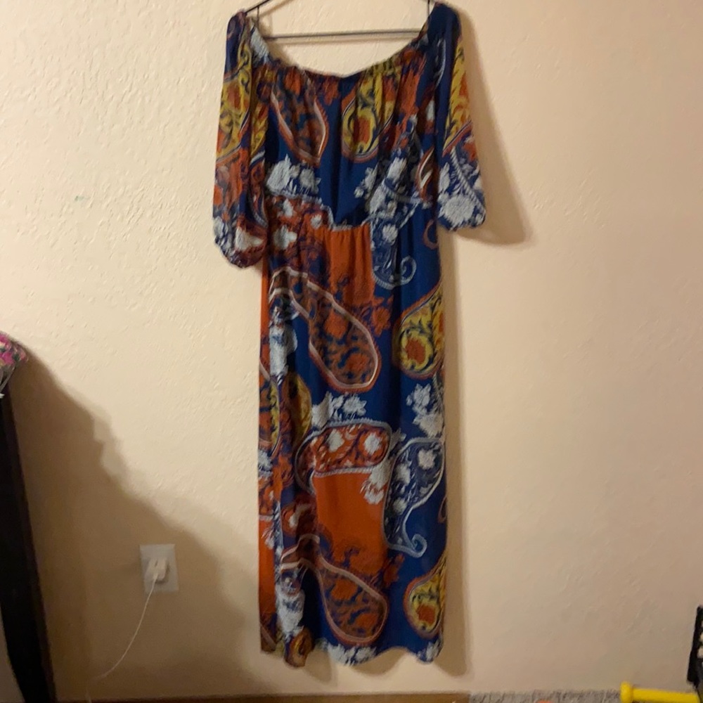 Woman’s shirt sleeve summer dress